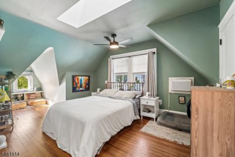 75 Rollinson Street West Orange NJ 07052