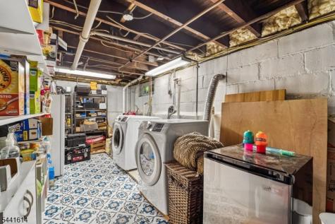 75 Rollinson Street West Orange NJ 07052