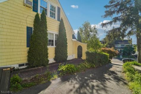 75 Rollinson Street West Orange NJ 07052