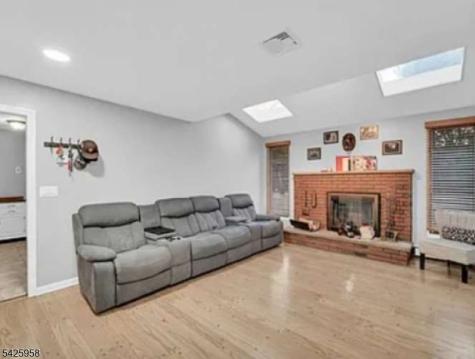 15 Sweetwood Court Parsippany-troy Hills NJ 07054