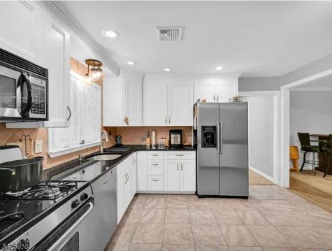 15 Sweetwood Court Parsippany-troy Hills NJ 07054