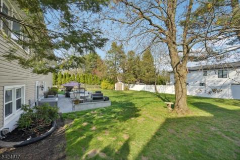 676 Rutgers Place Paramus NJ 07652
