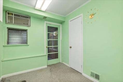 389 Walnut Avenue Cranford NJ 07016