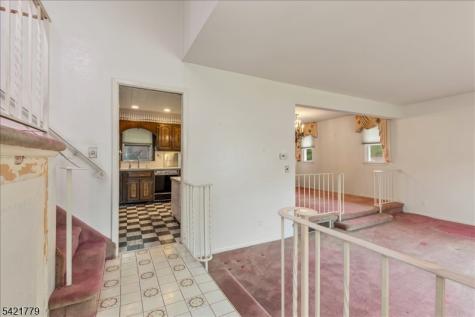 389 Walnut Avenue Cranford NJ 07016