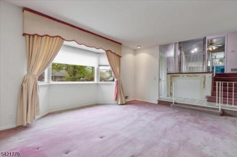 389 Walnut Avenue Cranford NJ 07016