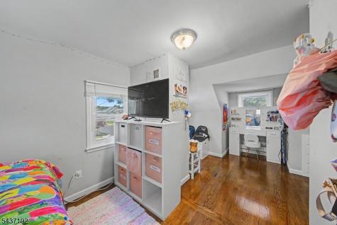 2254 Halsey Street Union NJ 07083