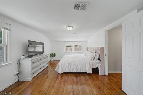 2254 Halsey Street Union NJ 07083