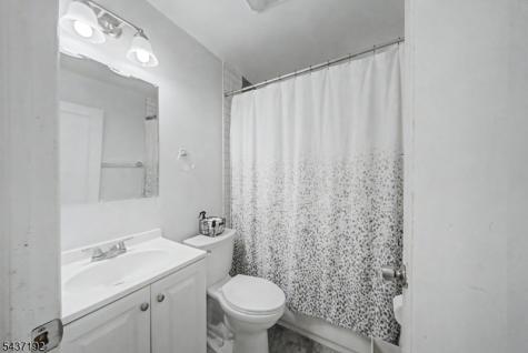 2254 Halsey Street Union NJ 07083
