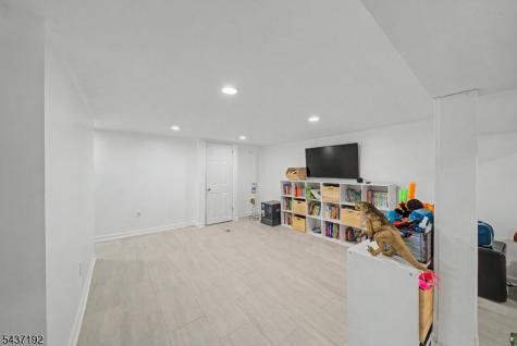 2254 Halsey Street Union NJ 07083