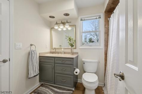 53 Salem Street Edison NJ 08820