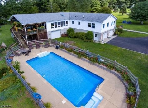 31 Pierce Road Andover NJ 07848