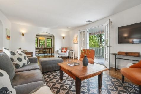 1 Oakridge Road West Orange NJ 07052