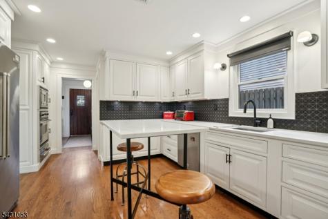 1 Oakridge Road West Orange NJ 07052