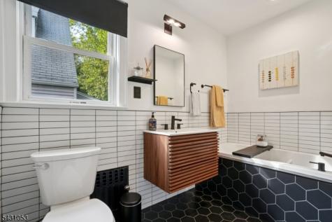1 Oakridge Road West Orange NJ 07052
