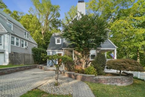 1 Oakridge Road West Orange NJ 07052