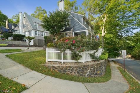1 Oakridge Road West Orange NJ 07052