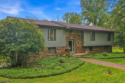 160 Sandy Ridge Road Delaware NJ 08559