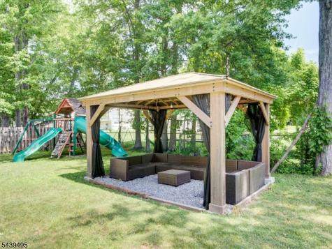 11 Druid Hill Drive Parsippany-troy Hills NJ 07054