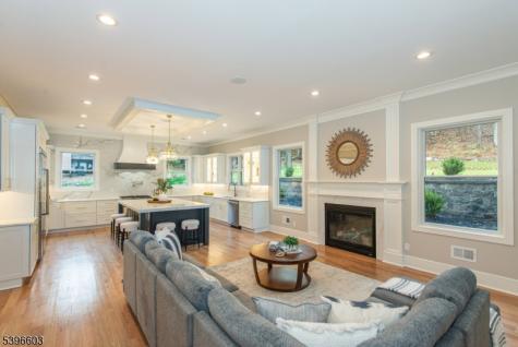 24 Cliffside Drive Livingston NJ 07039