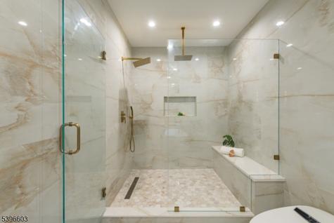 24 Cliffside Drive Livingston NJ 07039
