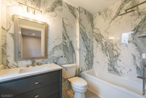 24 Cliffside Drive Livingston NJ 07039