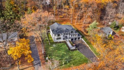 24 Cliffside Drive Livingston NJ 07039
