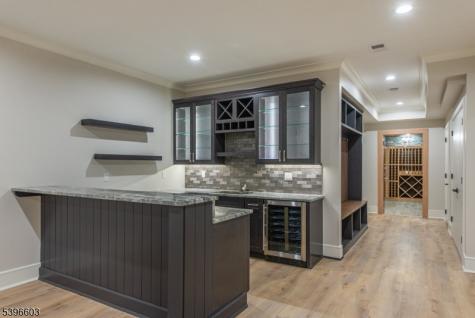 24 Cliffside Drive Livingston NJ 07039