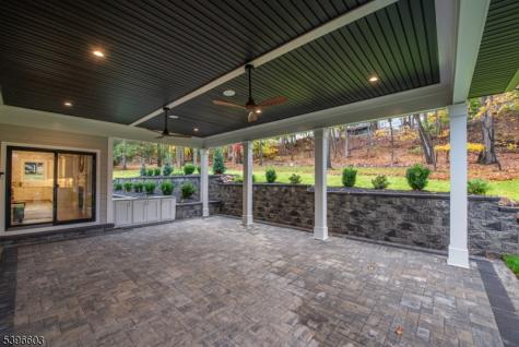 24 Cliffside Drive Livingston NJ 07039