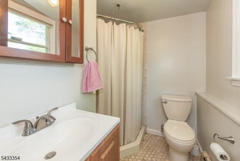 34 Terhune Street East Hanover NJ 07936