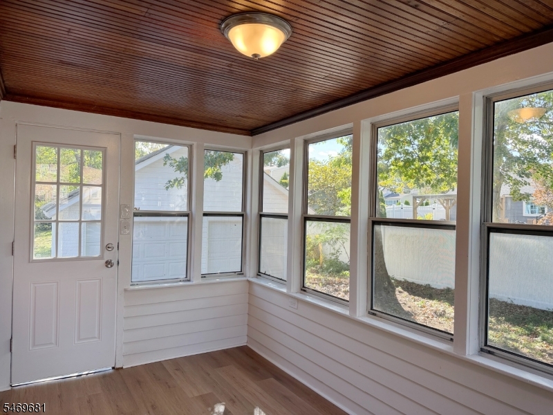 98 Troy Road East Hanover NJ 07936