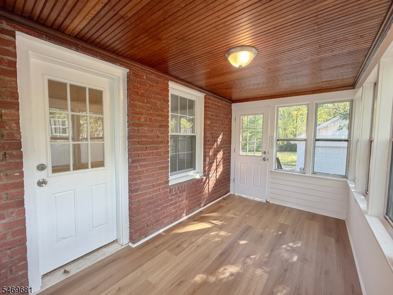 98 Troy Road East Hanover NJ 07936