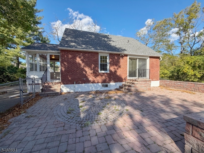98 Troy Road East Hanover NJ 07936