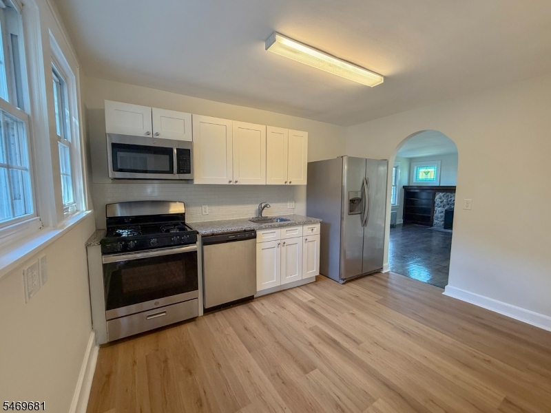 98 Troy Road East Hanover NJ 07936