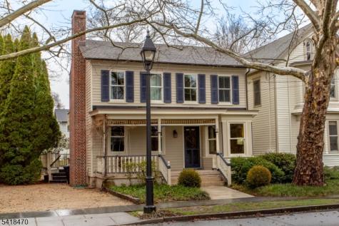 9 Bridge Street Stockton NJ 08559