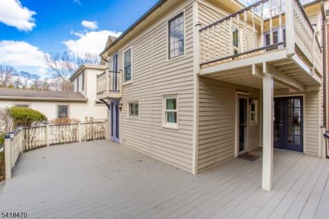 9 Bridge Street Stockton NJ 08559