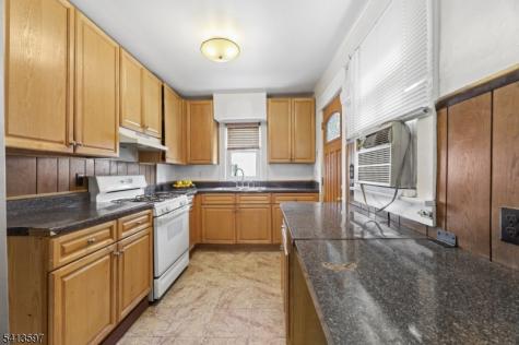 185 Park Avenue Passaic NJ 07055