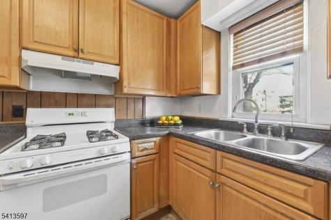 185 Park Avenue Passaic NJ 07055