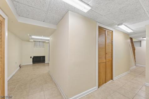 185 Park Avenue Passaic NJ 07055