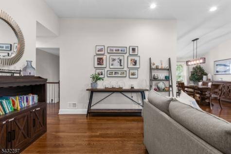3 Hoffman Court Morris NJ 07960