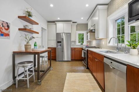 108 Oakview Avenue Maplewood NJ 07040