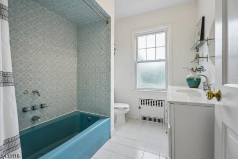 108 Oakview Avenue Maplewood NJ 07040