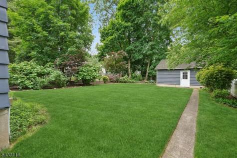 108 Oakview Avenue Maplewood NJ 07040