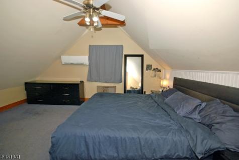 131 Weiss Terrace Raritan NJ 08869