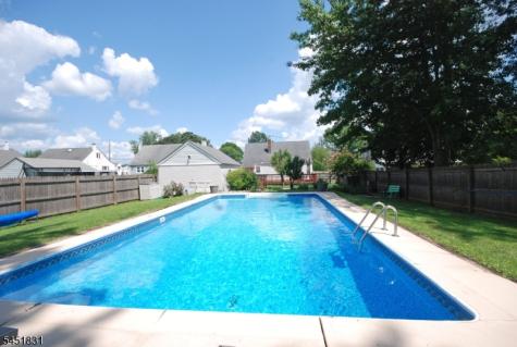 131 Weiss Terrace Raritan NJ 08869