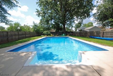 131 Weiss Terrace Raritan NJ 08869