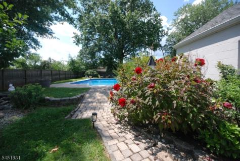 131 Weiss Terrace Raritan NJ 08869