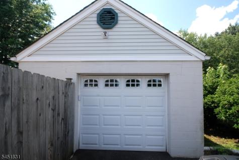 131 Weiss Terrace Raritan NJ 08869