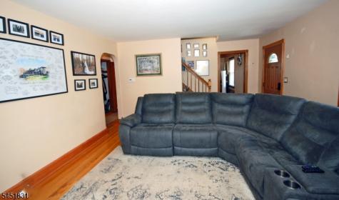 131 Weiss Terrace Raritan NJ 08869
