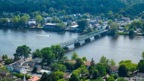 102 S Franklin Street Lambertville NJ 08530