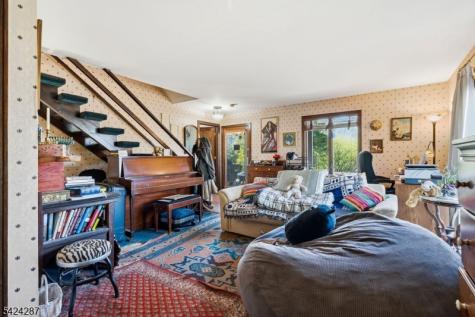 102 S Franklin Street Lambertville NJ 08530